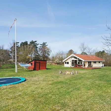 2 Bedroom Cozy In Prázdninový dům Martofte
