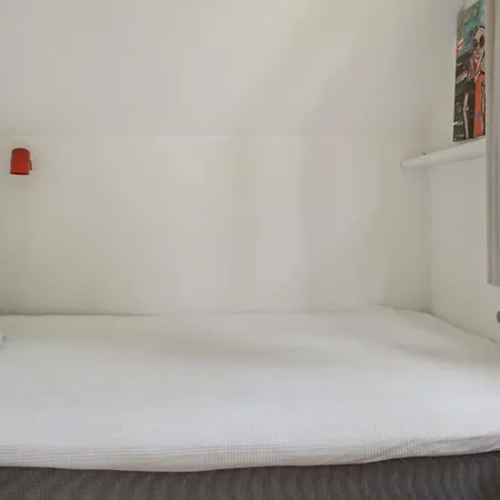 Holiday home 2 Bedroom Cozy In
